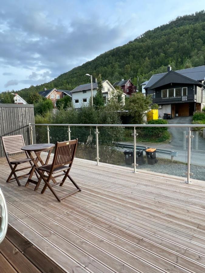 Tromso Arctic Villa With Free Parking Bagian luar foto