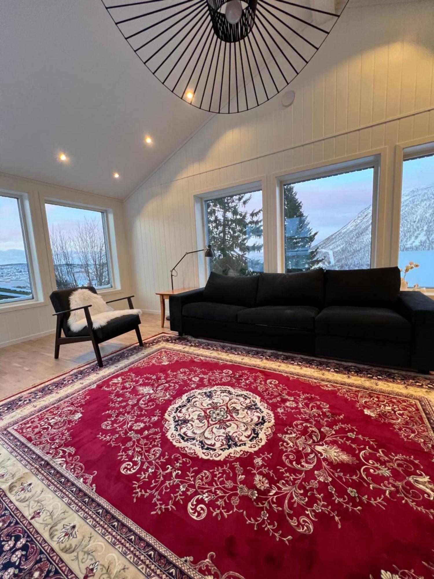 Tromso Arctic Villa With Free Parking Bagian luar foto