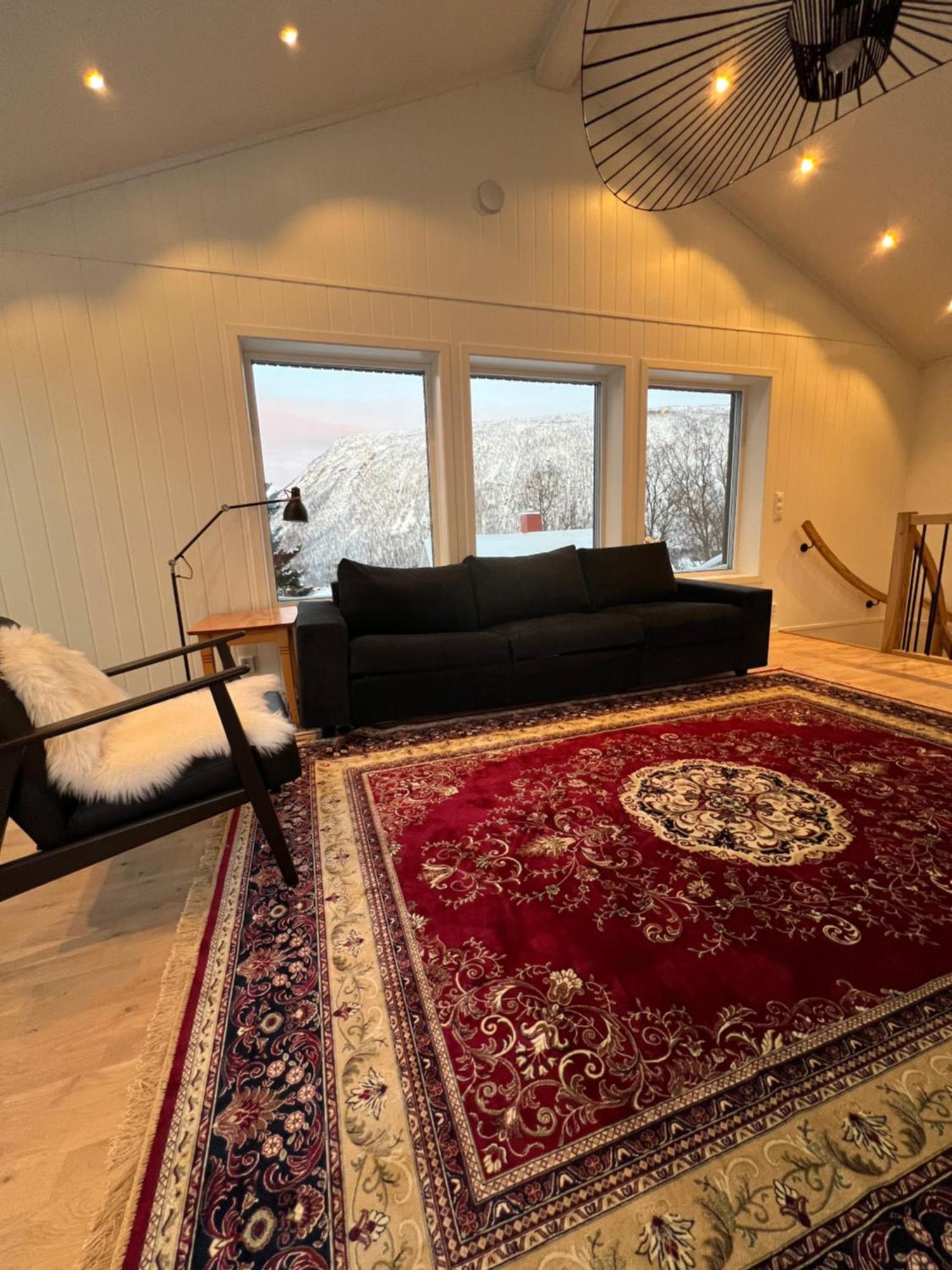 Tromso Arctic Villa With Free Parking Bagian luar foto